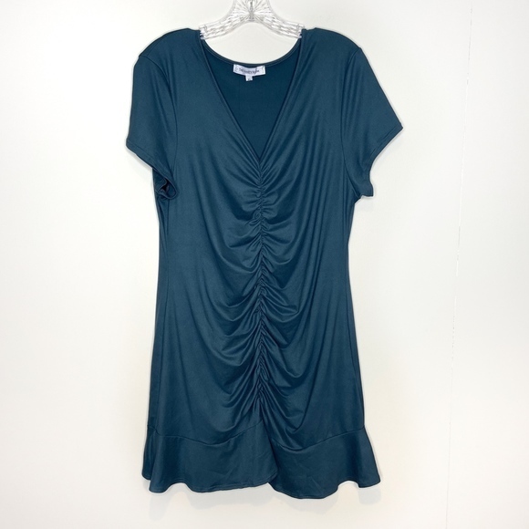 Vanity Room Short Sleeve Ruched Jersey Dress - Picture 2 of 6